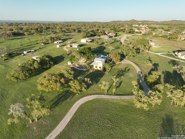 70 Cleo Ln, House other with 4 bedrooms, 4 bathrooms and null parking in Boerne TX | Image 80