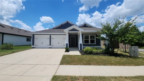 633 Quail Meadows Dr, Cleburne, TX, 76031-5270 | Card Image