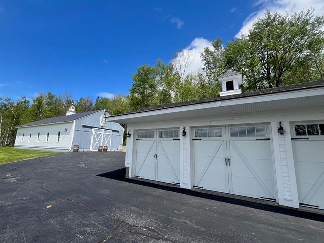 959 Presidential Hwy, House other with 8 bedrooms, 8 bathrooms and null parking in Jefferson NH | Image 17