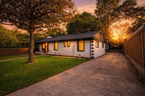 1711 Essex Ave, Dallas, TX, 75203-4329 | Card Image