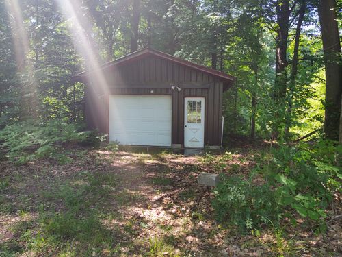 740 Shaw Rd, Bailey, MI, 49303-9715 | Card Image