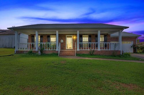 528 W Point Rd, Lawrenceburg, TN, 38464-4327 | Card Image