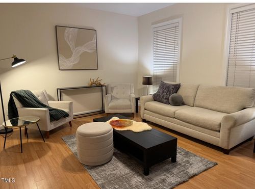 215 W Chestnut Ave, Wake Forest, NC, 27587-2117 | Card Image