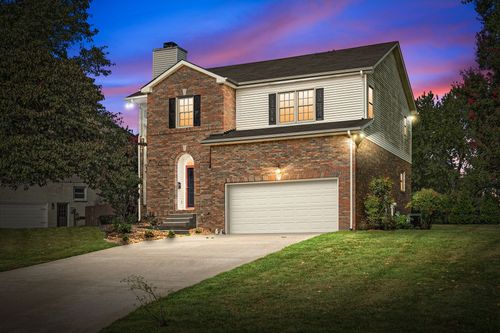 268 Avignon Way, Clarksville, TN, 37043-6254 | Card Image