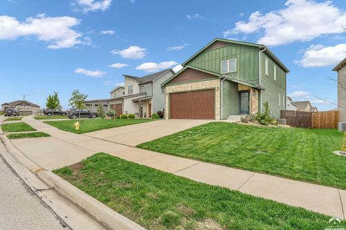 2517 Chasehire Dr, Lawrence, KS, 66046-4501 | Card Image