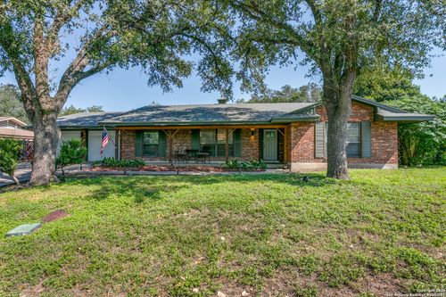513 Winfield Blvd, Windcrest, TX, 78239-2027 | Card Image