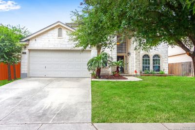 2460 Divine, House other with 5 bedrooms, 3 bathrooms and null parking in New Braunfels TX | Image 2