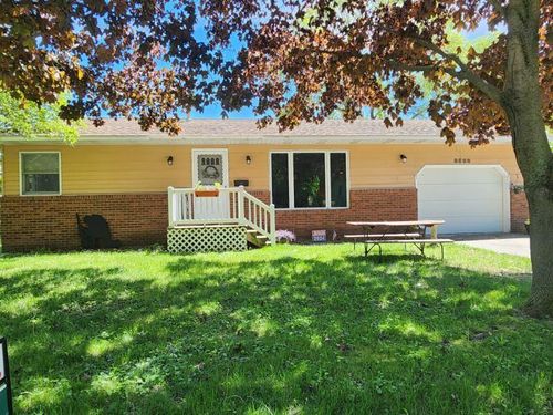 8888 Ferry St, Montague, MI, 49437-1222 | Card Image
