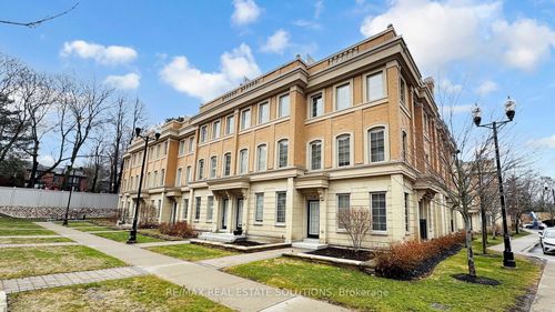 5-30 Hargrave Lane, Toronto, ON, M4N0A4 | Card Image