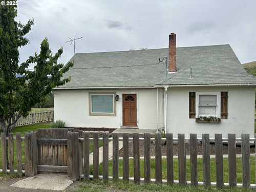 43310 Eagle Creek Rd, Richland, OR, 97870-6642 | Card Image