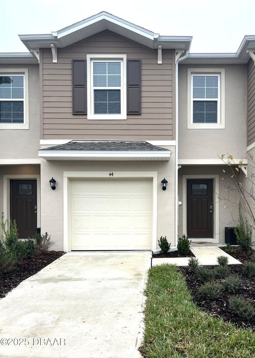 44 Bella Lago Cir, PORT ORANGE, FL, 32129-2327 | Card Image