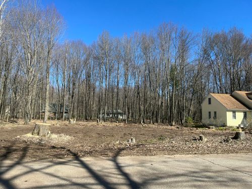 6754 Club House Dr E, Canadian Lakes, MI, 49346-8380 | Card Image