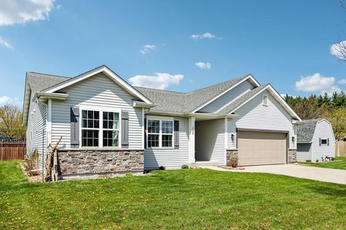 1120 Black Walnut Pass, Johnson Creek, WI, 53094-5600 | Card Image