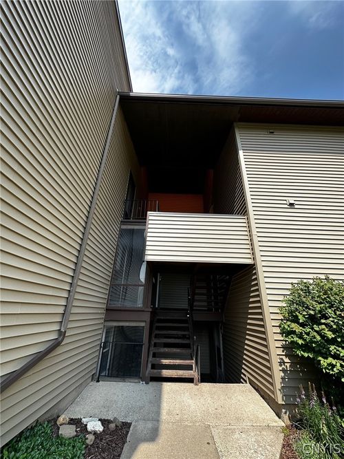 505 Village Boulevard N, Van Buren, NY, 13027 | Card Image