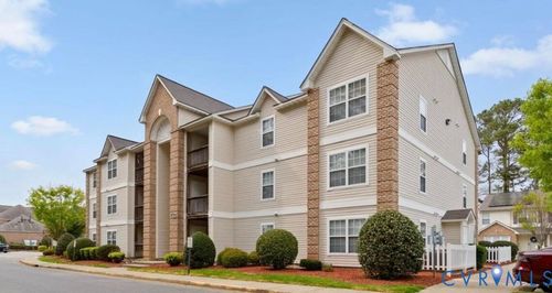 302-431 Old Colonial Way, Newport News, VA, 23608-2038 | Card Image