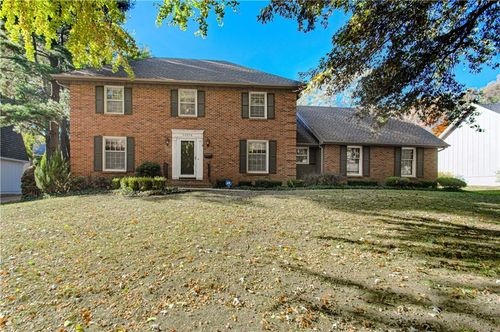 10316 Howe Dr, Leawood, KS, 66206-2515 | Card Image