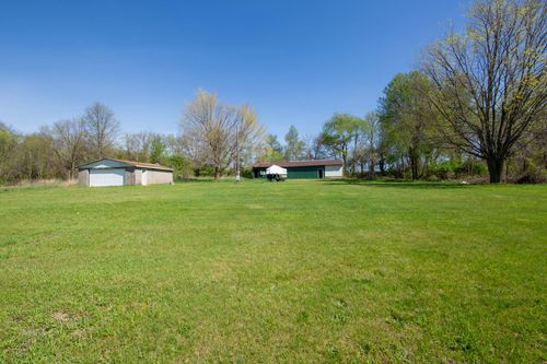 18678 Smith Ln, Cassopolis, MI, 49031-8683 | Card Image