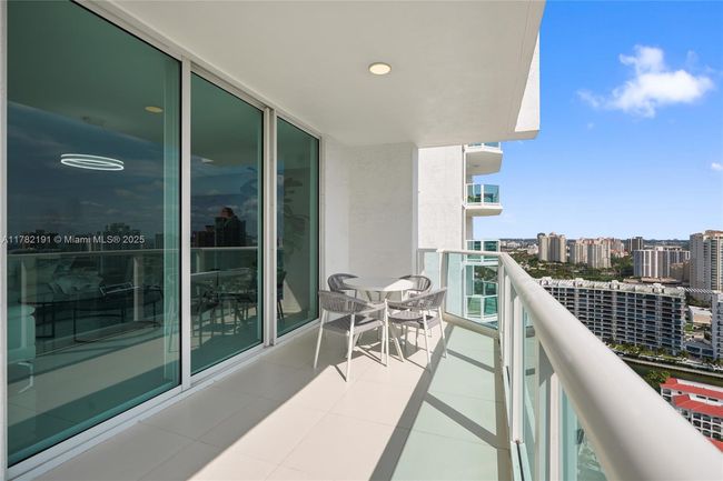 UNIT-2807 - 3301 Ne 183 Rd St, Condo with 3 bedrooms, 4 bathrooms and null parking in Aventura FL | Image 49