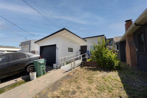 762 22nd Street, Richmond, CA, 94801 | Card Image