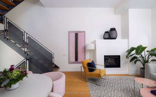 9B Gilead Pl, House attached with 4 bedrooms, 3 bathrooms and 1 parking in Toronto ON | Image 11