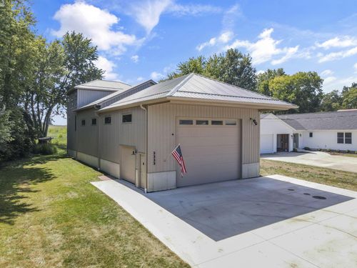 3333 S Bank Rd Ne, Millersport, OH, 43046-8043 | Card Image