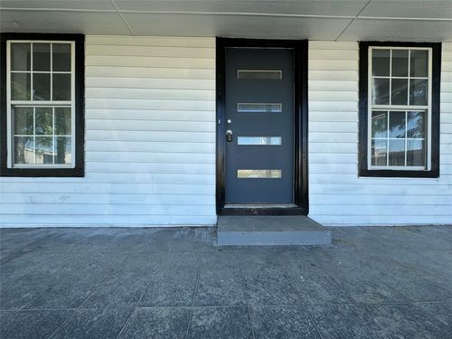 309 S Louisiana St, Celina, TX, 75009-6453 | Card Image