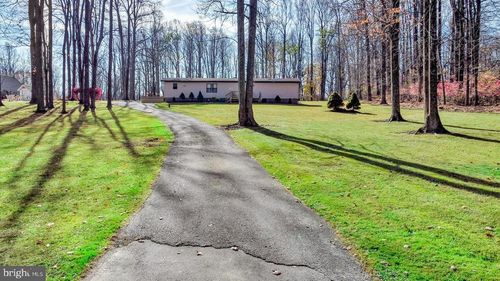 86 New Road, ELVERSON, PA, 19520 | Card Image