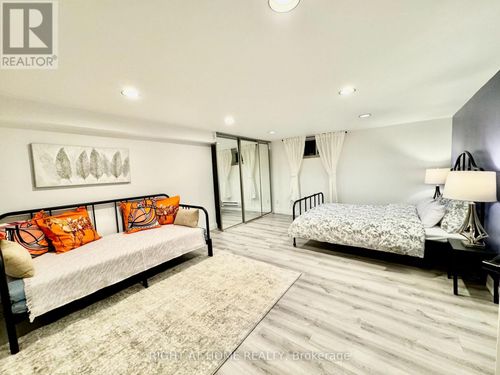 1196 Avenue Rd, Toronto, ON, M5N2G1 | Card Image