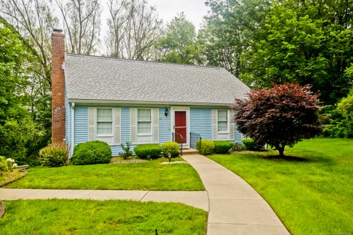 11-11 Oxford Dr, Suffield, CT, 06078-2075 | Card Image