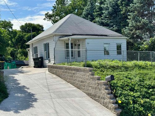 111 S Dorman, Sioux City, IA, 51103 | Card Image