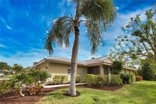5-7171 Wood Creek Dr, SARASOTA, FL, 34231-5529 | Card Image