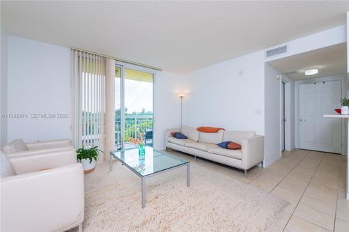 606-816 Nw 11th St, Miami, FL, 33136-3114 | Card Image