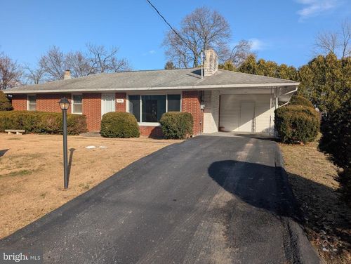 7690 Daniel Dr, HARRISBURG, PA, 17112-3713 | Card Image