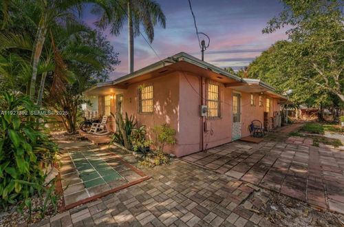 578 Sw 2nd St, Florida City, FL, 33034-4857 | Card Image