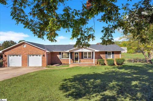 109 Carson Dr, Starr, SC, 29684-9184 | Card Image