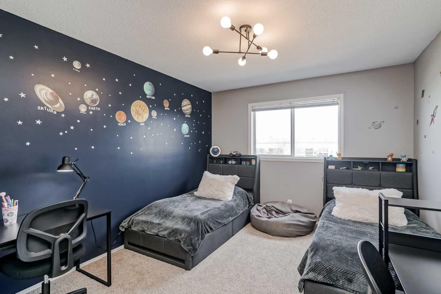 13 - 567 Edmonton Trail Ne, Home with 3 bedrooms, 2 bathrooms and 2 parking in Airdrie AB | Image 27