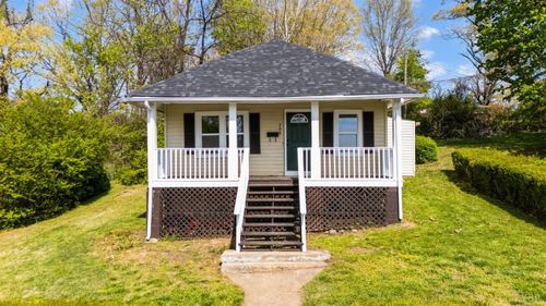 702 13th St, Altavista, VA, 24517-1308 | Card Image