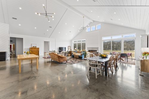 105 Mckinney Rd, Gordonsville, TN, 38563-4640 | Card Image