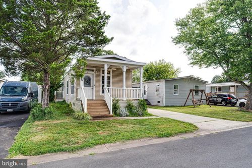 4252 Airline Pkwy, CHANTILLY, VA, 20151-3968 | Card Image