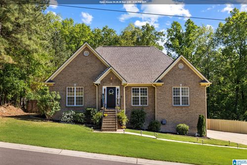 105 Olivia Dr, Trussville, AL, 35173-4660 | Card Image