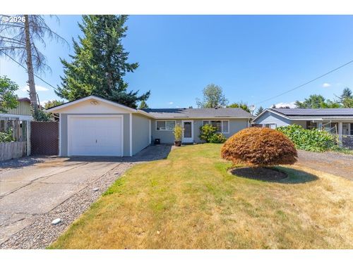 815 N 4th St, Aumsville, OR, 97325-8941 | Card Image