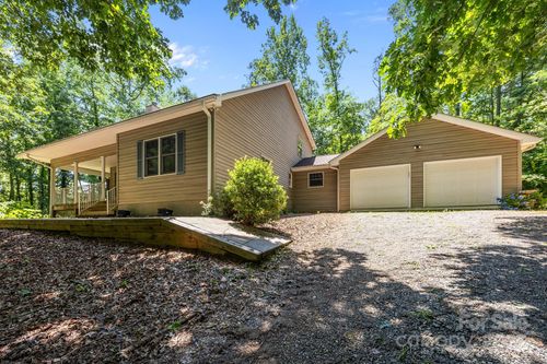 390 Hollow Wood Ln, Tryon, NC, 28782-8844 | Card Image