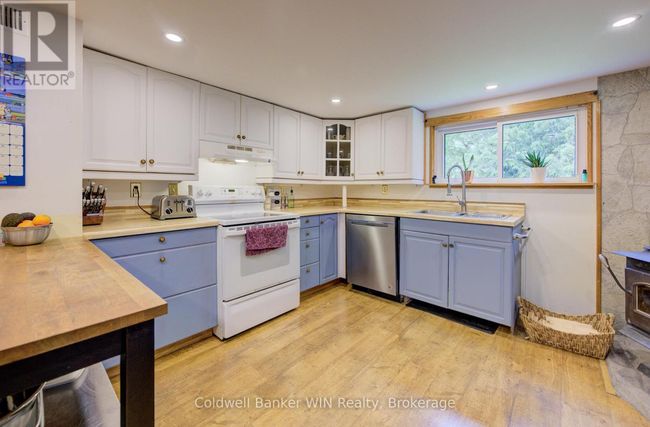 031424 Southgate 3 Sideroad, House other with 2 bedrooms, 1 bathrooms and 20 parking in Southgate ON | Image 17