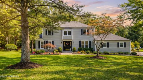 11 Mohican Dr, Middletown, NJ, 07748-3749 | Card Image