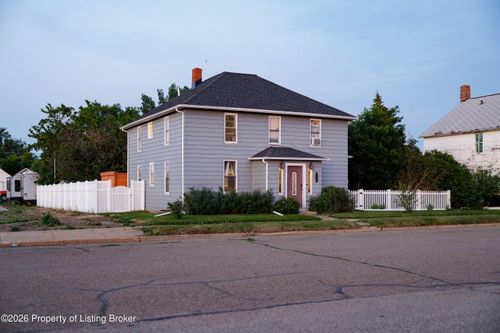 116 Grove Street S, Hebron, ND, 58638 | Card Image