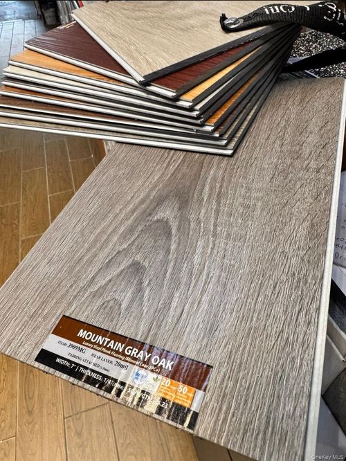 10605 Northern Blvd, Corona, NY, 11368-1237 | Card Image