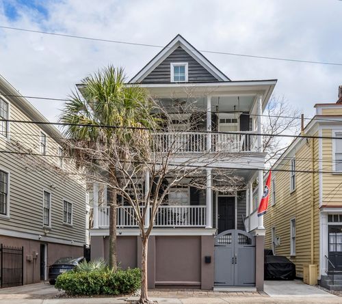 122 Smith St, Charleston, SC, 29403-6035 | Card Image