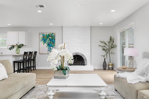 1745 San Jose Dr, Antioch, CA, 94509-4216 | Card Image