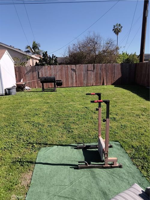 14502 S Keene Ave, Compton, CA, 90220-1244 | Card Image