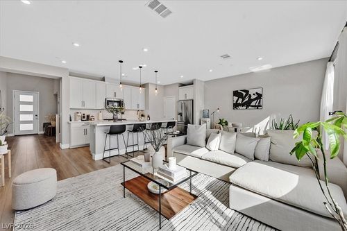 11905 Vector Ray Ave, Las Vegas, NV, 89138-6496 | Card Image